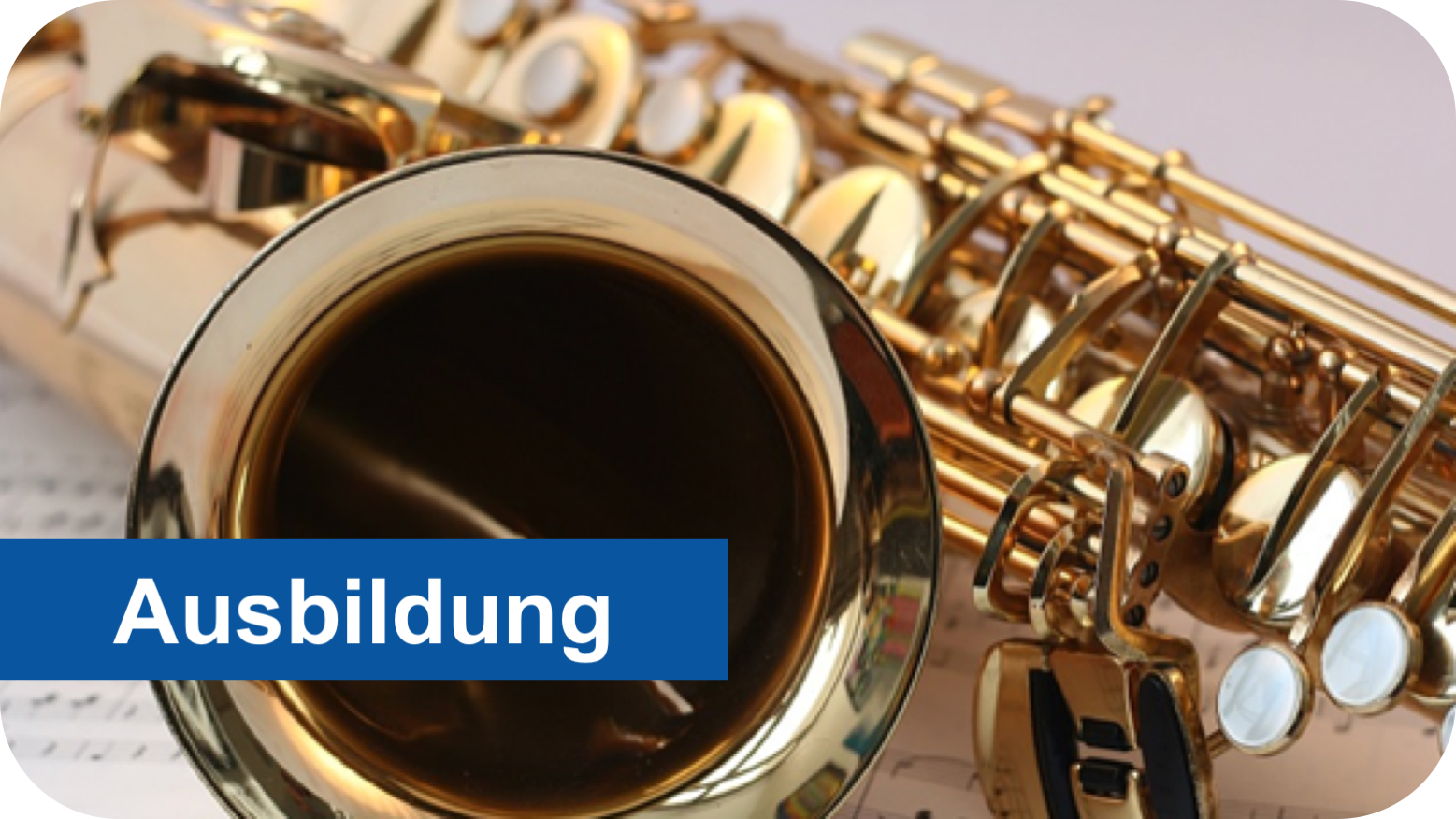 Startseite-Becken und Saxophon